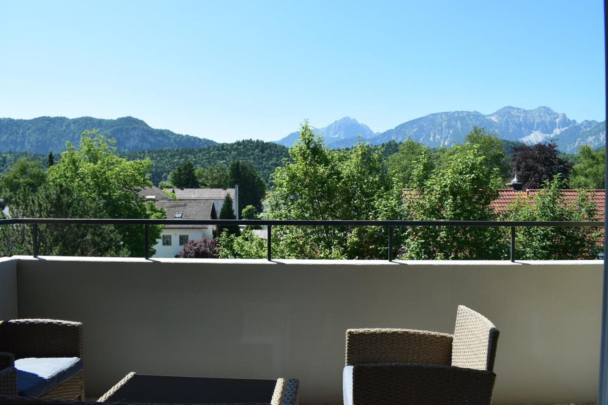 Rebekka'S Apartment ฟุสเซ่น ภายนอก รูปภาพ